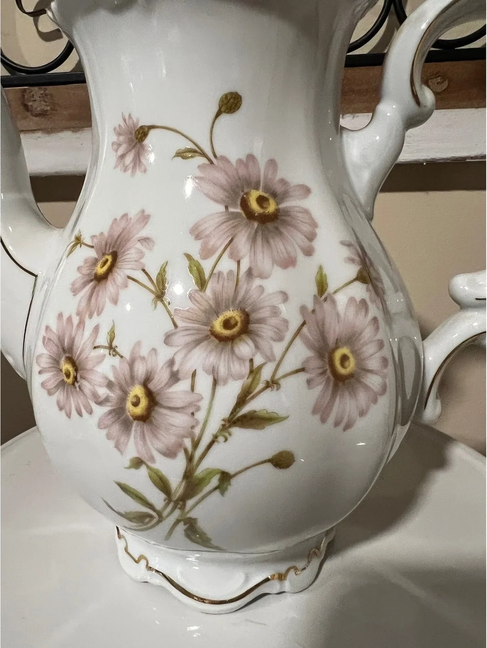 Vintage Mitterteich Bavaria Germany Cream Lavender Daisy Bell Teapot gold trim